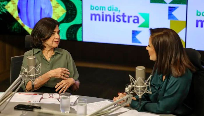 Ministra da Saúde comemora dados da imunização infantil 